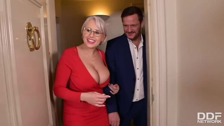 [DDFNetwork] - Sofia Rae And Angel Wicky Big Ass Valentines Day Party