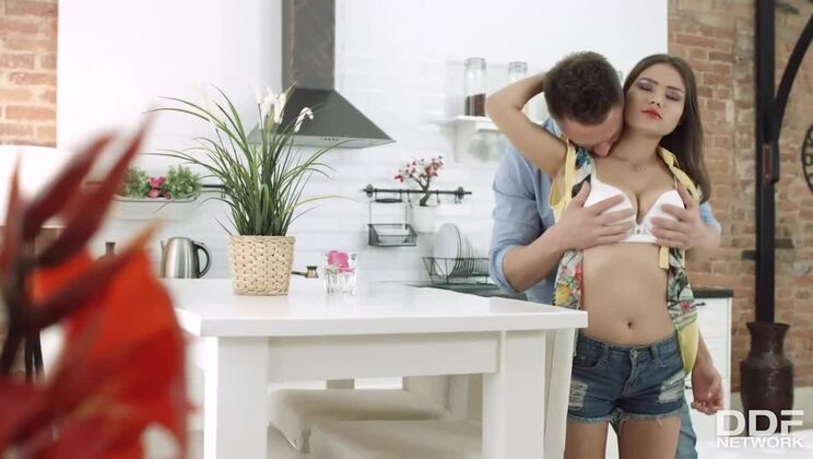 Shaved Pussy Russian Teen Gets Down and Dirty