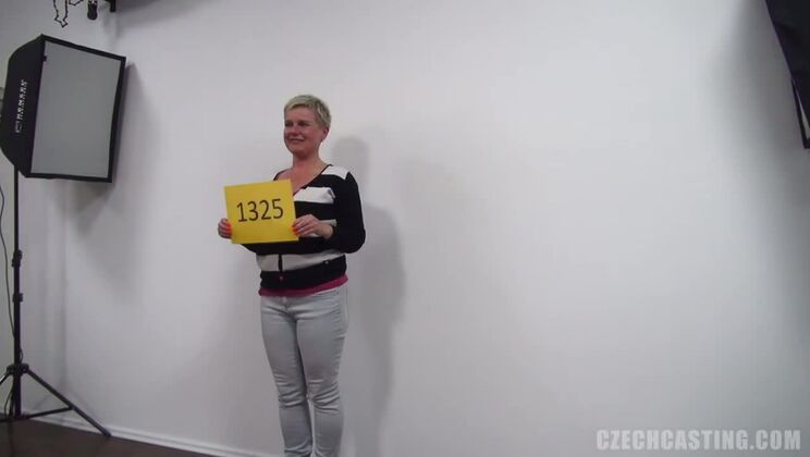 Czech Casting: Mature Blonde
