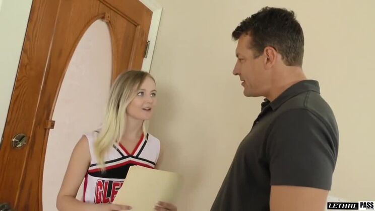 [LethalHardcore] - Blonde Bombshell Natalia Queen Loves Big Dick - Natalia Queen