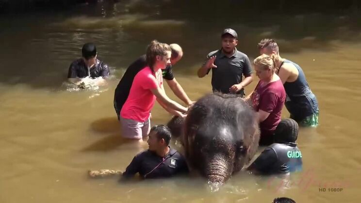 Elena's Epic Day Trip - Pissing, Smoking, and More!