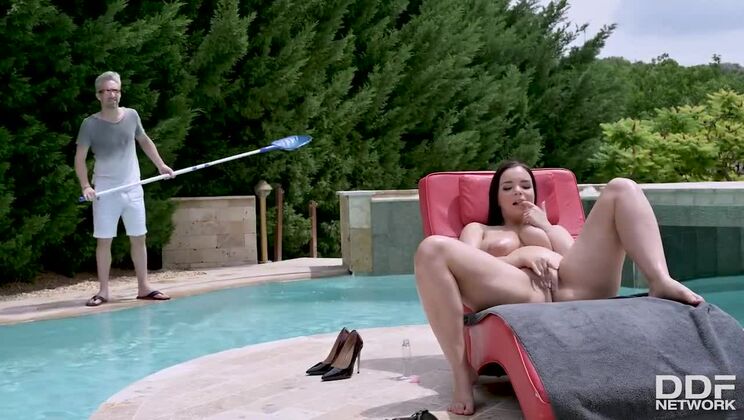[DDFNetwork] - Big Tits and Ass - Sofia Lee's Outdoor Fuck - Sofia Rae