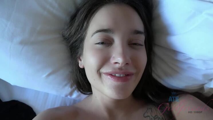 Gia Paige Loves to Start Her Day with a Cock