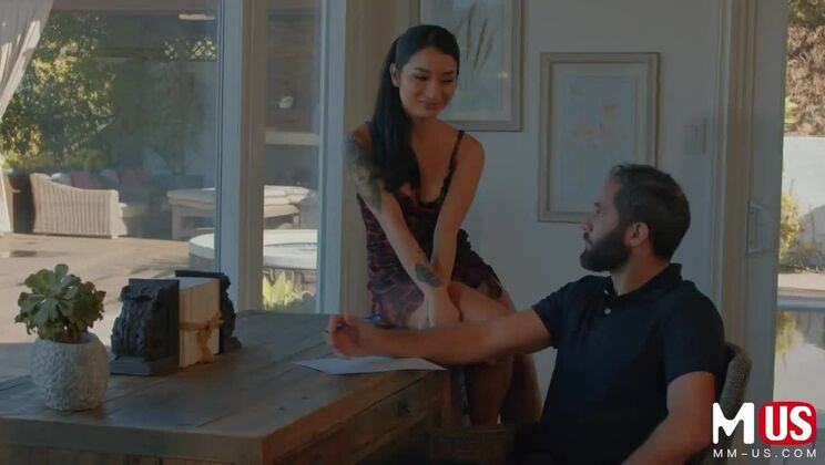 [ModelMediaUS] - Avery Black Secures Dad's Safety - Avery Black