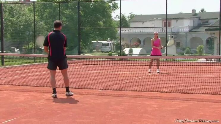 [Tainster] - Amy & Morgan Moon in Outdoor Piss Relief Session - Amy - Morgan Moon