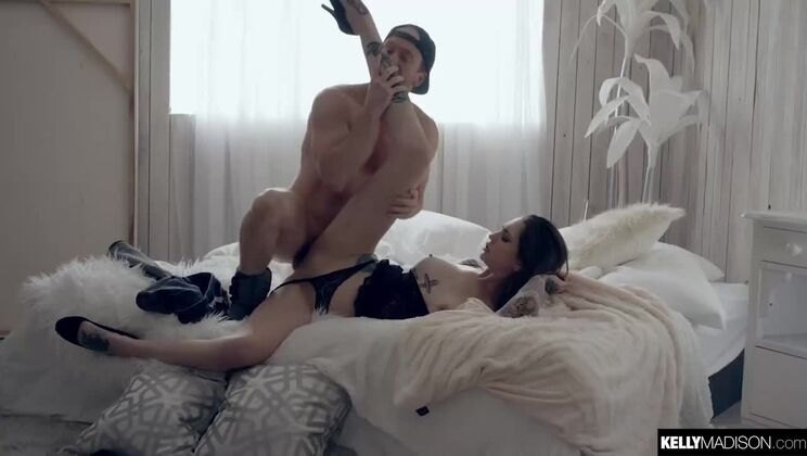 [KellyMadison] - Rocky Emerson Fucks Kelly Madison in an Alternative Beauty Session - Kelly Madison - Ryan Madison - Rocky Emerson