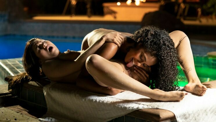 [Babes.com] - Petite Latina Lovers - Shyla Jennings - Scarlit Scandal