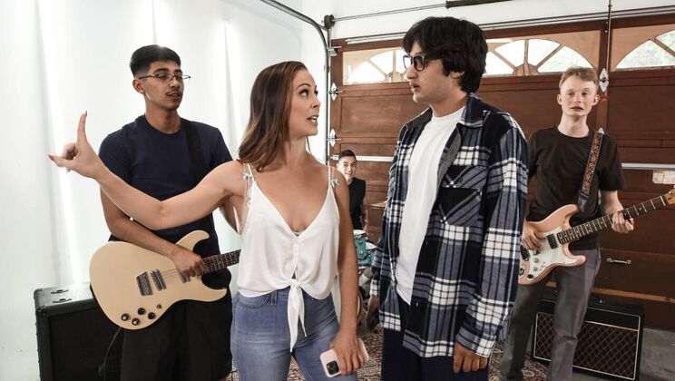 [Brazzers] - Big Tits Mom Facial Cum - Cherie Deville - Juan Loco - Jimmy Michaels - Diego Perez