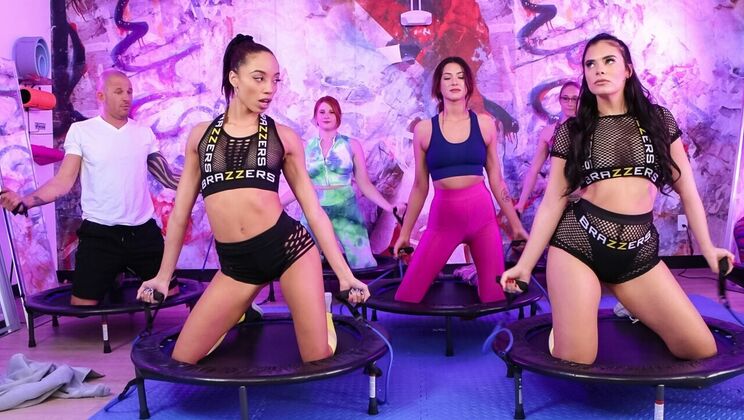 [Brazzers] - Anal Deepthroat with Athletic Latina - Big Natural Tits