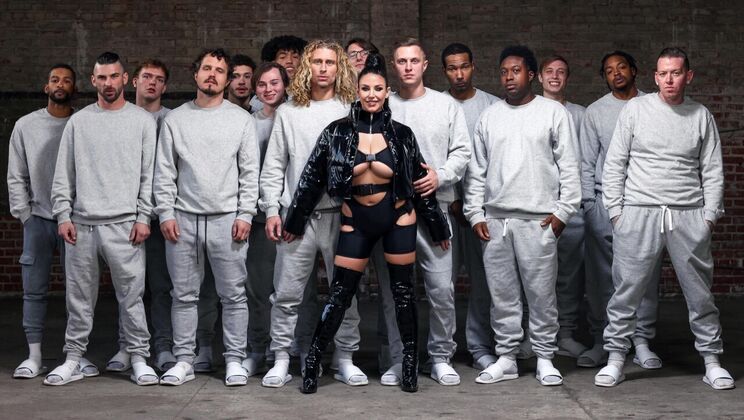 [Brazzers] - Short Hair, Big Tits, and a Blowbang - Angela White - Michael Vegas - Robby Echo - Johnny Goodluck - Jack Blaque - Scotty P - Alex Mack - James Sinner - Anthony Pierce - Apollo Banks - Cole Church - Joshua Lewis - Andrew Light - Celtic Iron - Christopher Mac - Cody Breeze