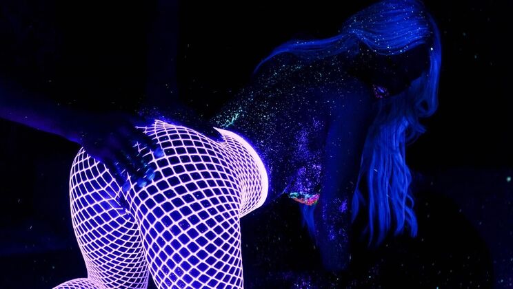 [Brazzers] - Blonde Booty Blast - Xander Corvus - Kayla Kayden