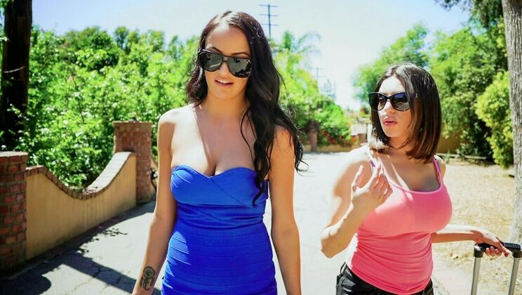 [GirlsGonePink] - Lesbian Shower Orgy