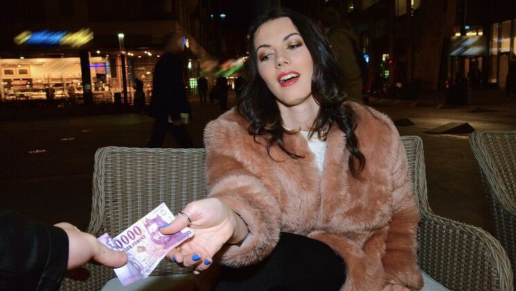 [PublicPickups] - Euro Broad Gets Doggystyled - Sarah Highlight