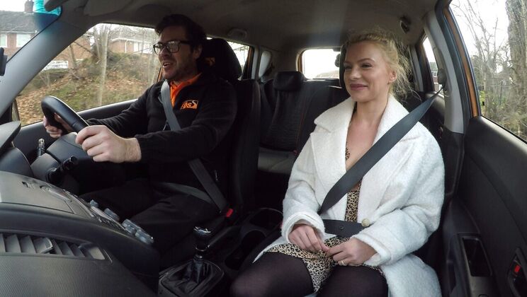 Erotic Encounter During Polish Blonde's Driving