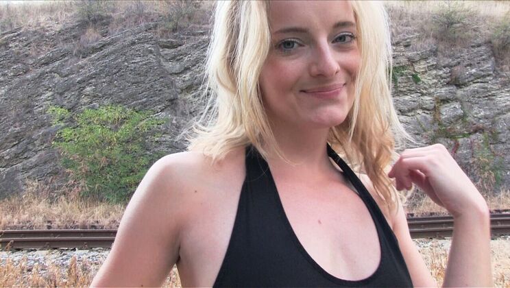 Riding to Creampie with a Cheerleader
