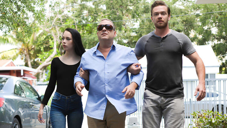 [FamilyStrokes] - Stepfamily Scent: A Desirous Affair - Kyle Mason - Bambi Black