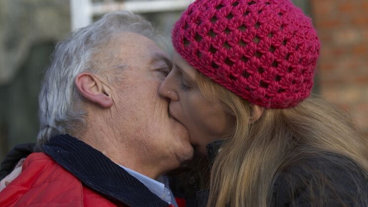 [Oldje] - Gustavo Fucks Olga Bartz Outdoors