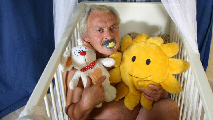 [Oldje] - Gustavo's Old Man Fucks Young Baby Boy - Gustavo - Kathleen Rose