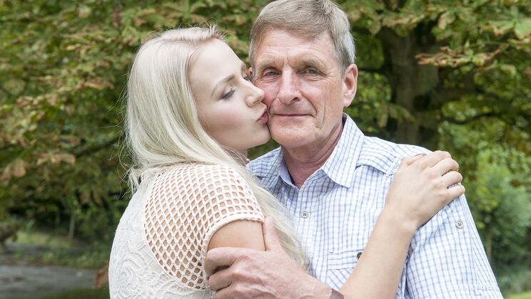 [Oldje] - Young Girl Licks Old Man's Pussy in Close Up - Katy Sky - Patrik