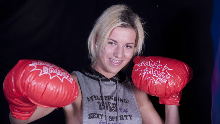 [Oldje] - Gym Fuck with Blonde and Old - Hugh - Gabrielle Hell