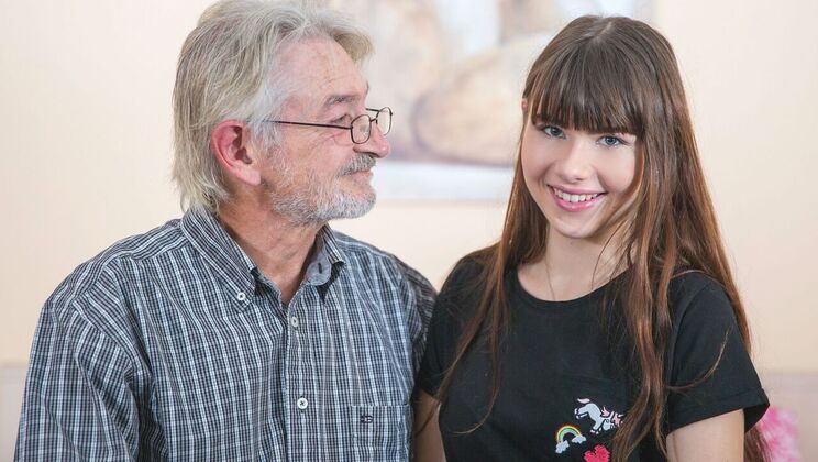 [Oldje] - Naughty Young Maid in 69 Position