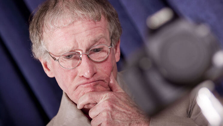 [Oldje] - Photographer Loves Doggystyle with Teen - John - David - Grace Noel