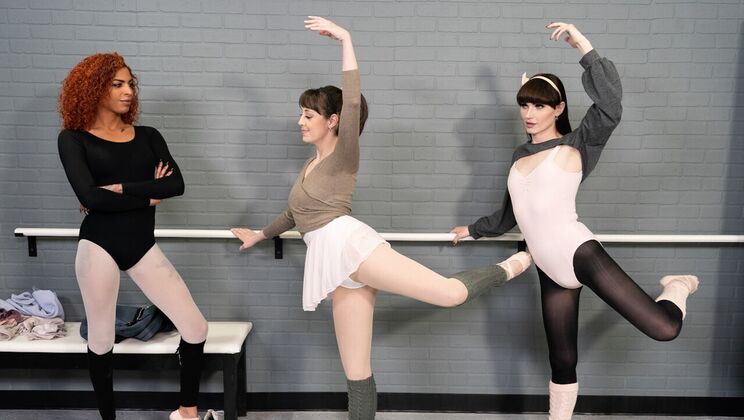 [TransAngels] - Noelle's Naughty Masturbation - Natalie Mars - Jenna Noelle - Rubi Maxim