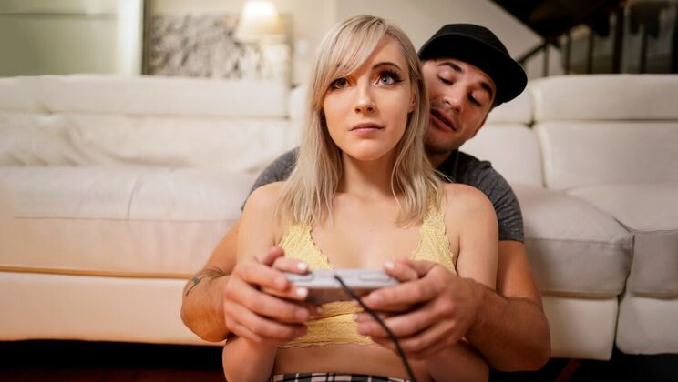 [RealityJunkies] - Kissing and Licking with Jamie Jett - Nathan Bronson - Jamie Jett