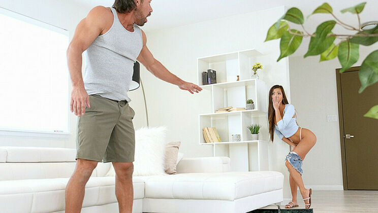 [SpyFam] - Sensual Body Massage with Vina