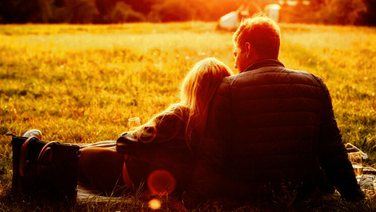 [SexArt] - Alecia Fox's Bra-Less and Beautiful