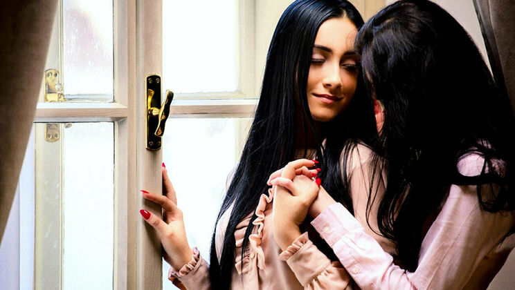 [SexArt] - Lingerie and Nipples Lesbian Play - Anna Rose - Margot A