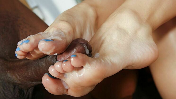 [BlackMeatWhiteFeet] - Cassidy Klein and Rico Strong Foot Fetish - Rico Strong - Cassidy Klein