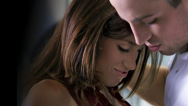 [SexArt] - Sensual Striptease by a Beautiful Brunette - Julia Roca - Joel Tomas