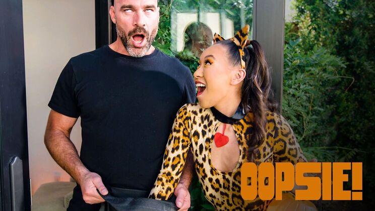 [Oopsie!] - Old Man Treats Young Brunette - Charles Dera - Kimmy Kimm