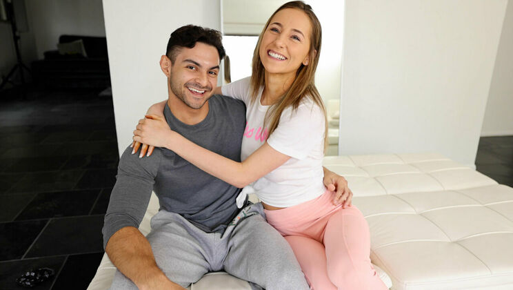 [HotGuysFuck] - Blonde Beauty Madison Peach Meets Muscular Gianni Coval - Madison Peach - Gianni Coval