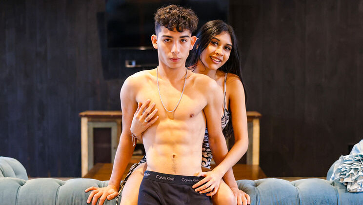 [HotGuysFuck] - Reina Heart and Johnny Ortega in a Late Night Adventure - Reina Heart - Johnny Ortega