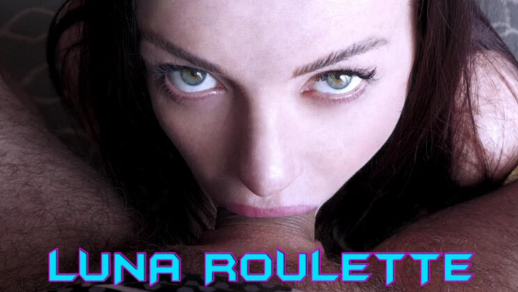 [WakeupnFuck] - Luna Roulette Enjoys Pussy Licking