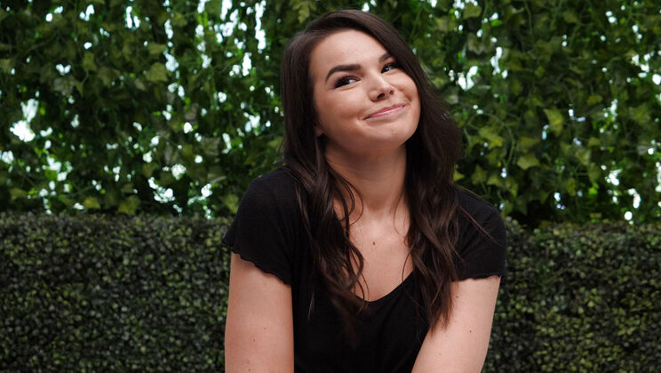 Auditioning for a Cumshot with Gemma