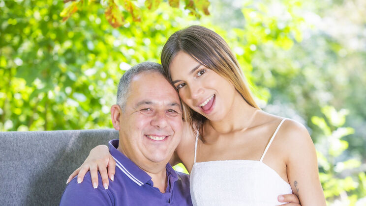 [Oldje] - Young Blonde and Old Man Get Close - George Rex - Megan Love