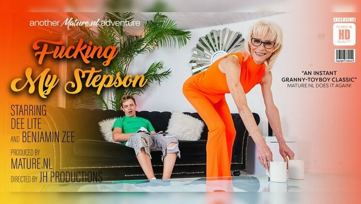 [Mature.nl] - Stepson Fucks Granny while Wearing High Heels - Benjamin Zee - Dee Lite (EU)