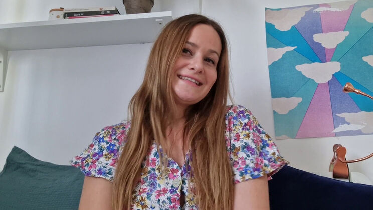 [Ersties] - Spin the Bottle German Trailer - Gabi (Ersties) - Lilith (Ersties) - Sally B (Ersties) - Emma K (Ersties)