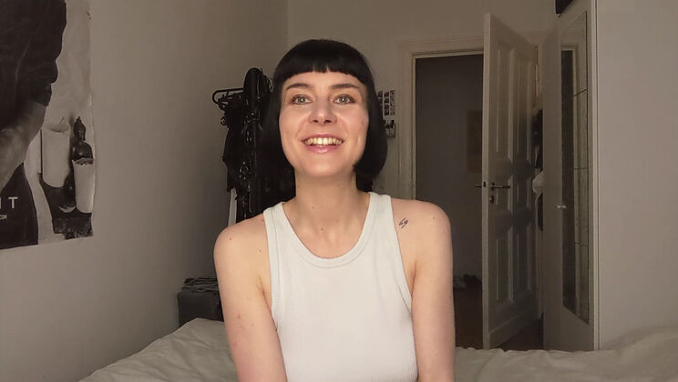 [Ersties] - Ersties Girls Get Wild on Zoom - Domino (Ersties) - Serafina (Ersties) - Delfine (Ersties) - Daniela (Ersties) - Candice (Ersties) - Evie (Ersties)