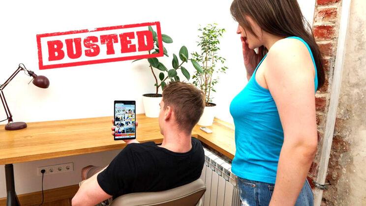 [ClubSweethearts] - Janyk Brones Enjoys Cumshot and Blowjob Surprise - Cristafeer Robien - Janyk Brones