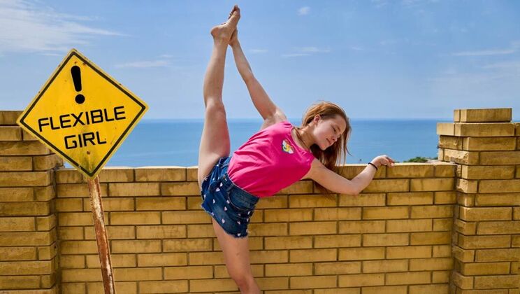 [ClubSweethearts] - European Babe Nicole Murkovski Masturbation Session