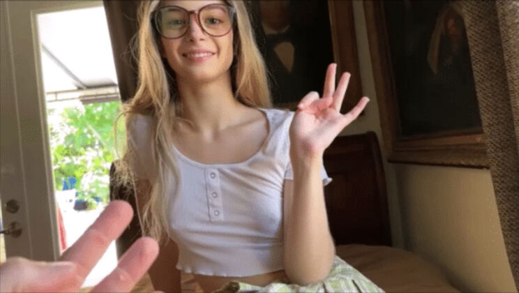 [FamilyTherapy] - 18 Year Old's Secret POV Sex - Molly Little