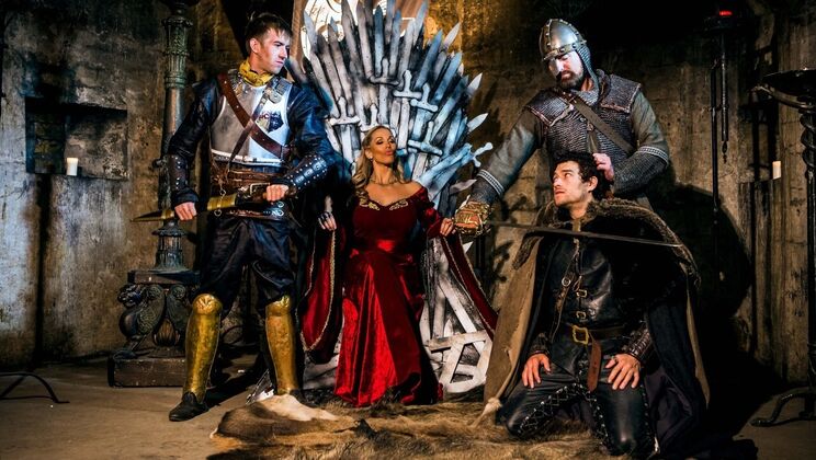 [DigitalPlayground] - Queen's FFM Threesome Fun - Rebecca More - Tina Kay - Danny D