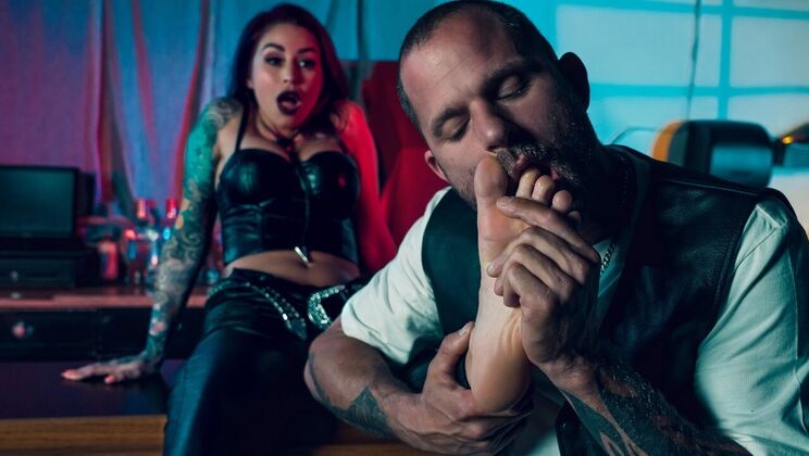 [DigitalPlayground] - Grind Bar Scene 2: Monique Alexander Gets Fucked - Monique Alexander - Scott Nails