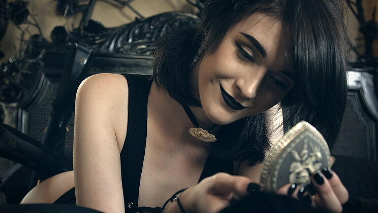 Teen Girl Hardcore In Music Box 3